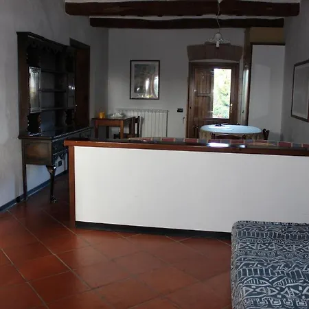 Country house Agriturismo La Ginestrella